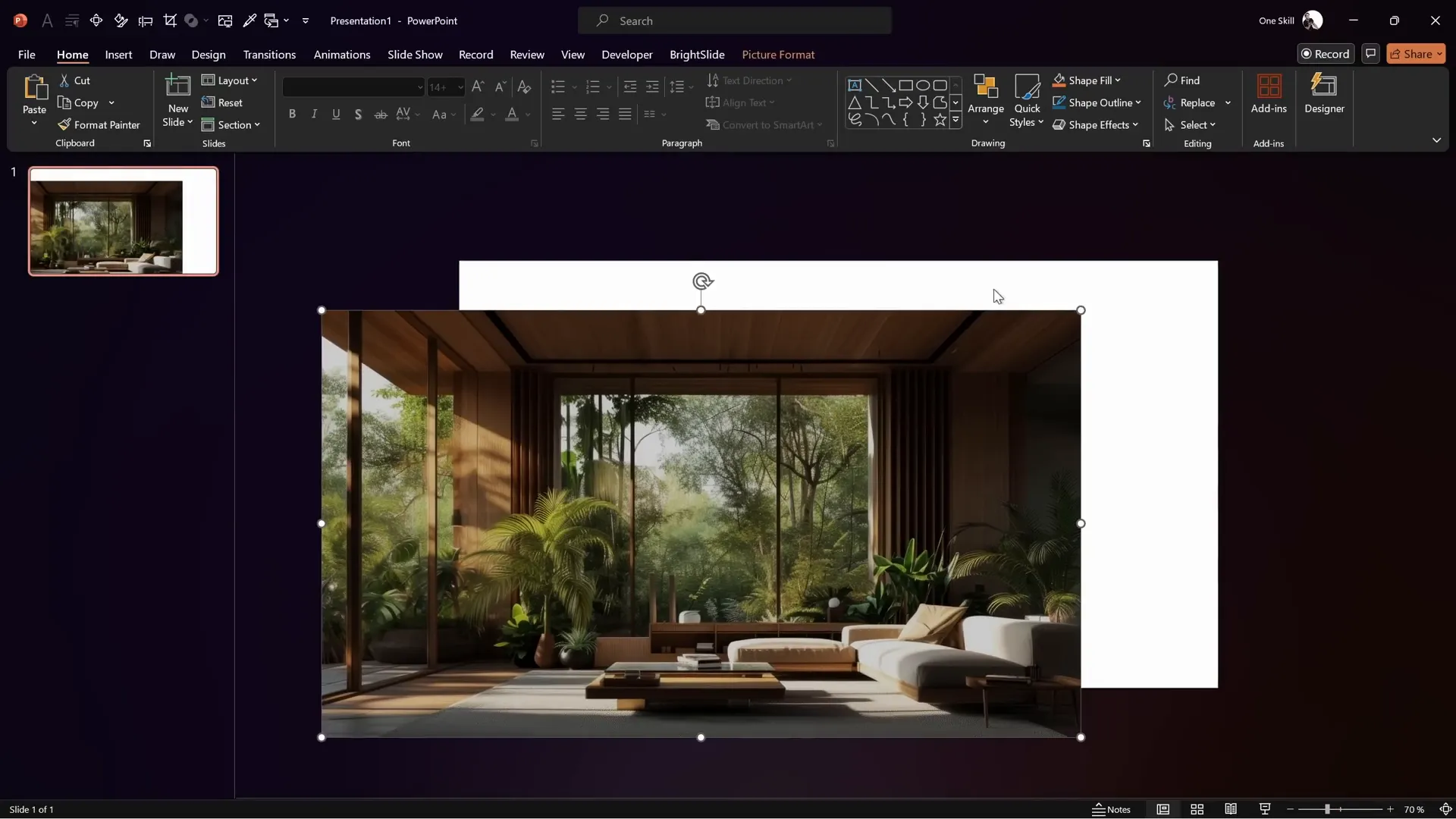 Pasting background image on slide
