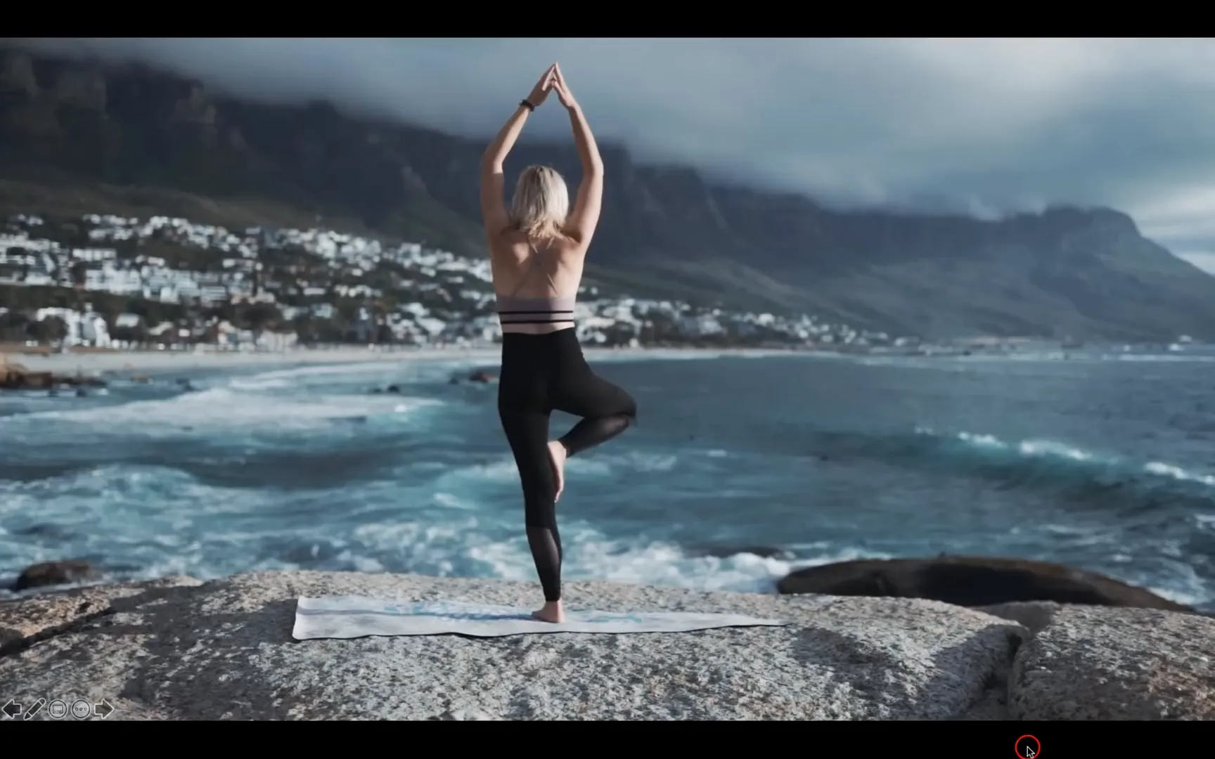 Video background playing in PowerPoint slide