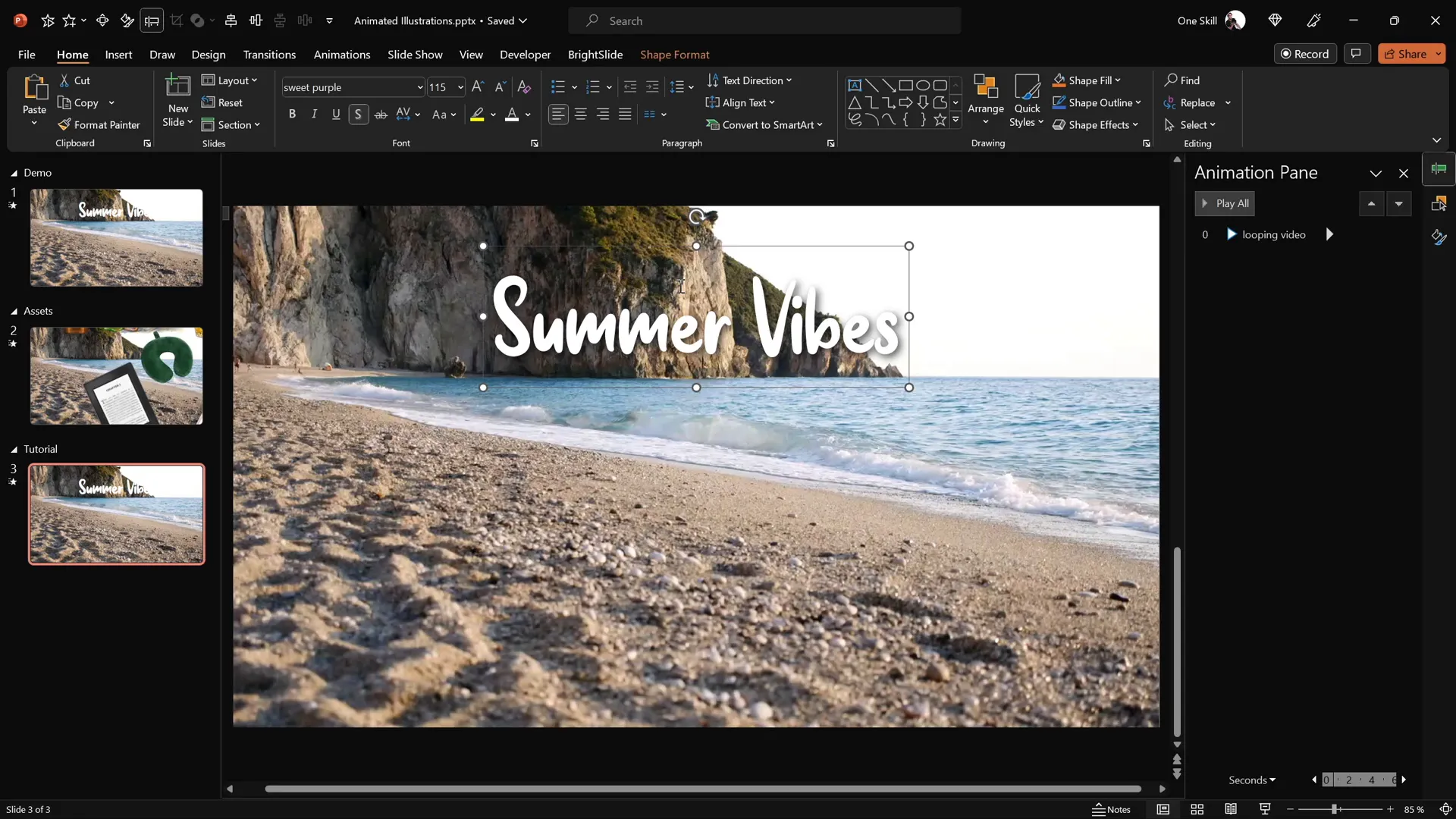 Text box with animated wavy summer title
