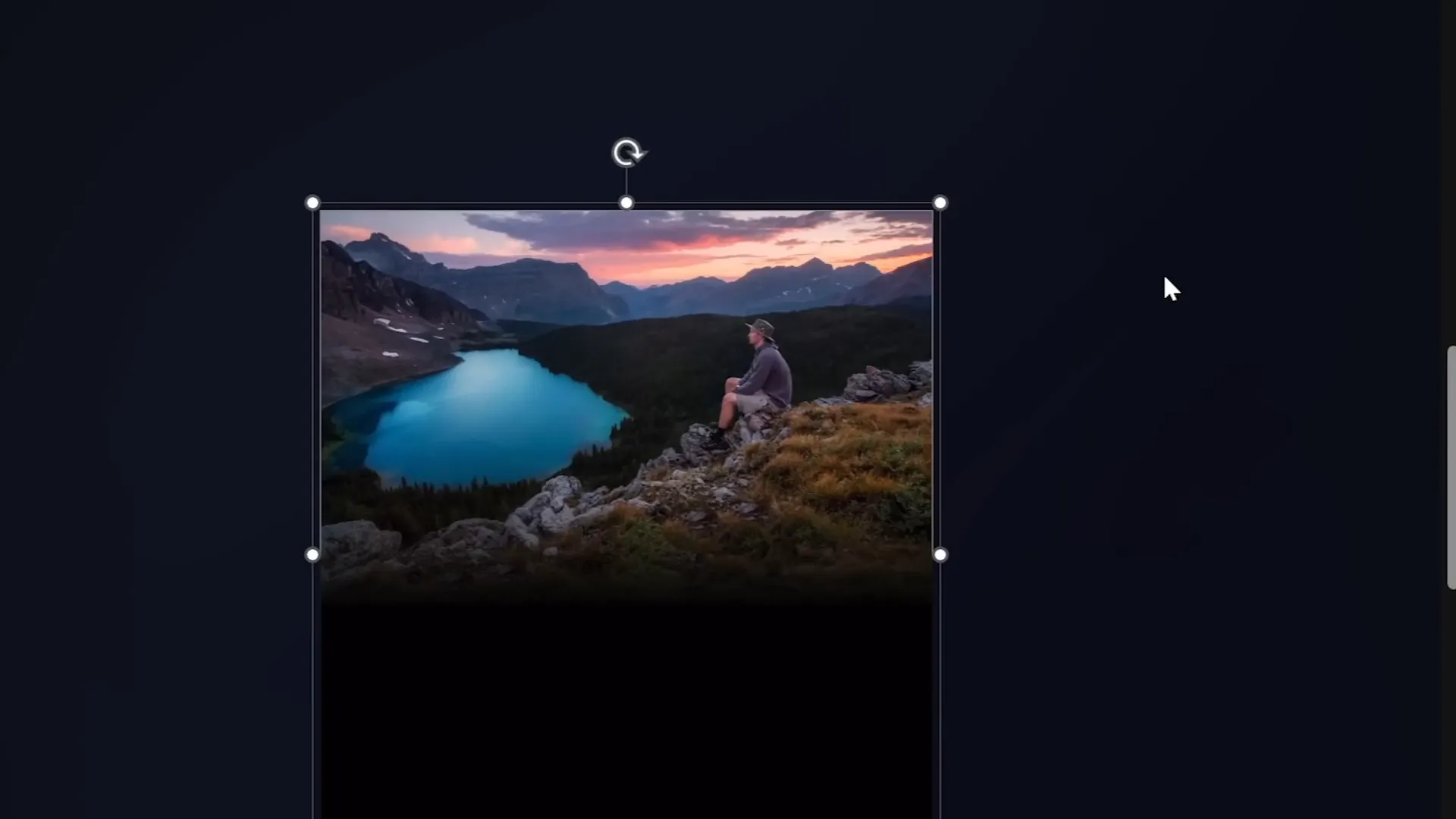 Gradient fill applied to rectangle for smooth blending with foreground layer